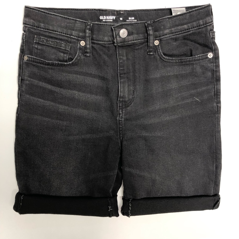 Old navy  360 Stretch slim built in tough shorts size 16